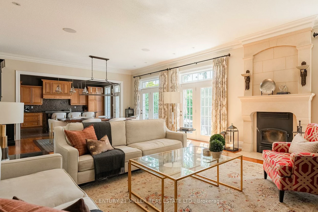 266, Tracina, 1017 - SW Southwest, Oakville