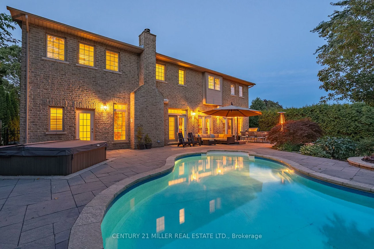 266, Tracina, 1017 - SW Southwest, Oakville