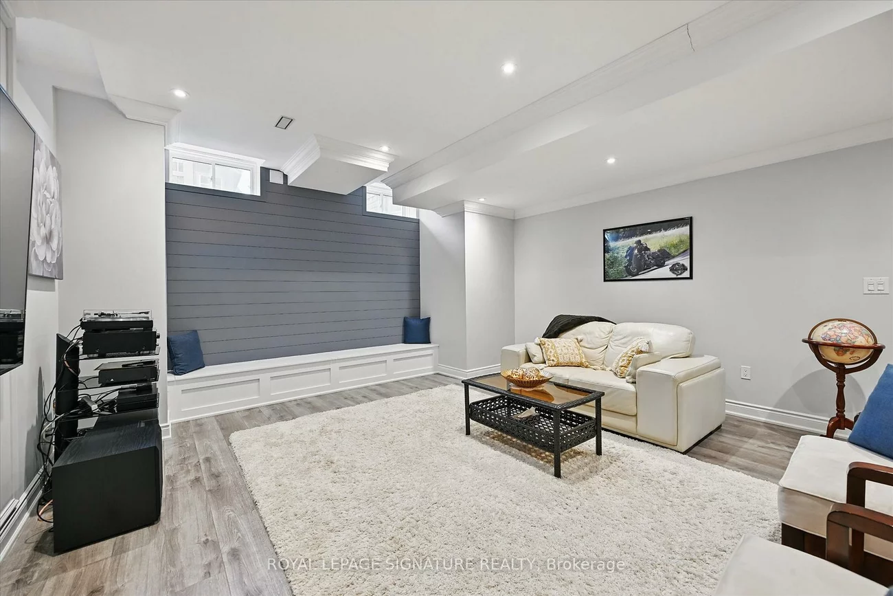 3180, Post, 1008 - GO Glenorchy, Oakville