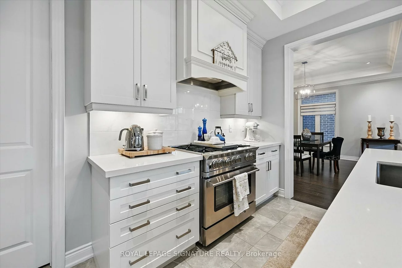 3180, Post, 1008 - GO Glenorchy, Oakville