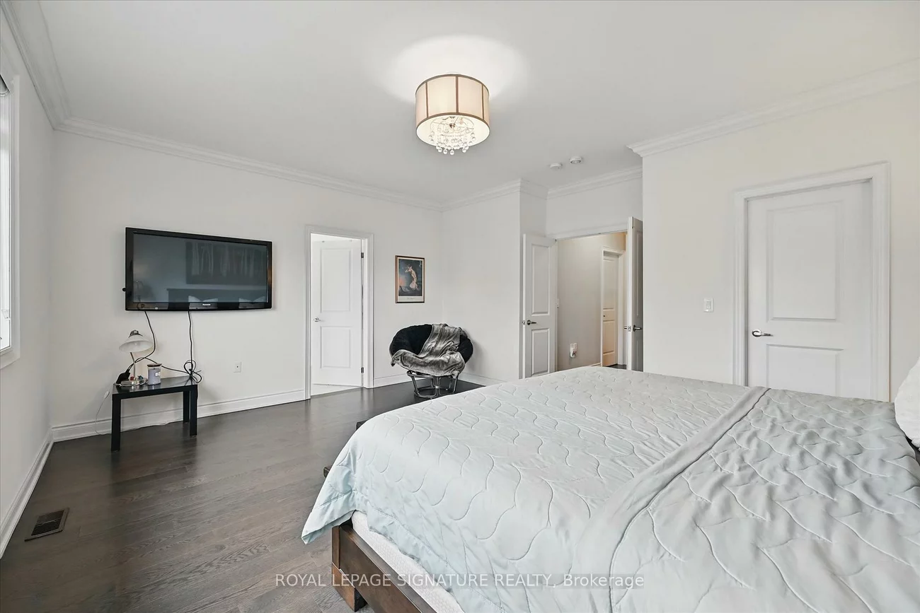 3180, Post, 1008 - GO Glenorchy, Oakville