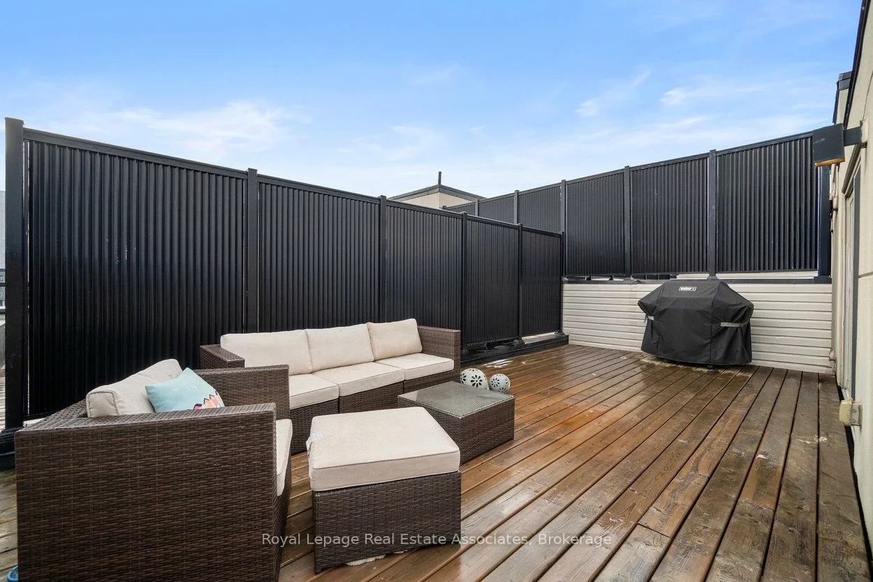 3076, Cascade, 1010 - JM Joshua Meadows, Oakville