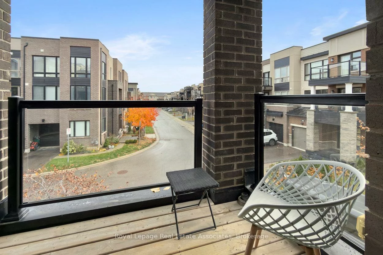 3076, Cascade, 1010 - JM Joshua Meadows, Oakville