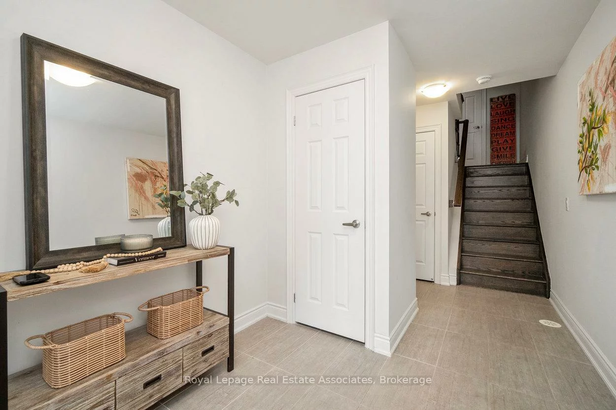3076, Cascade, 1010 - JM Joshua Meadows, Oakville