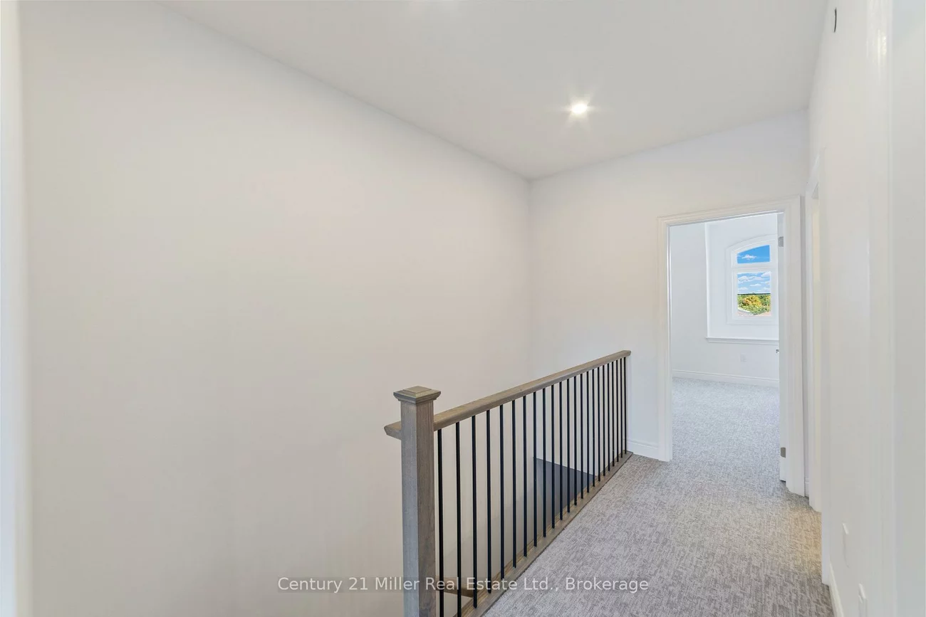 2150, Trafalgar, 1015 - RO River Oaks, Oakville