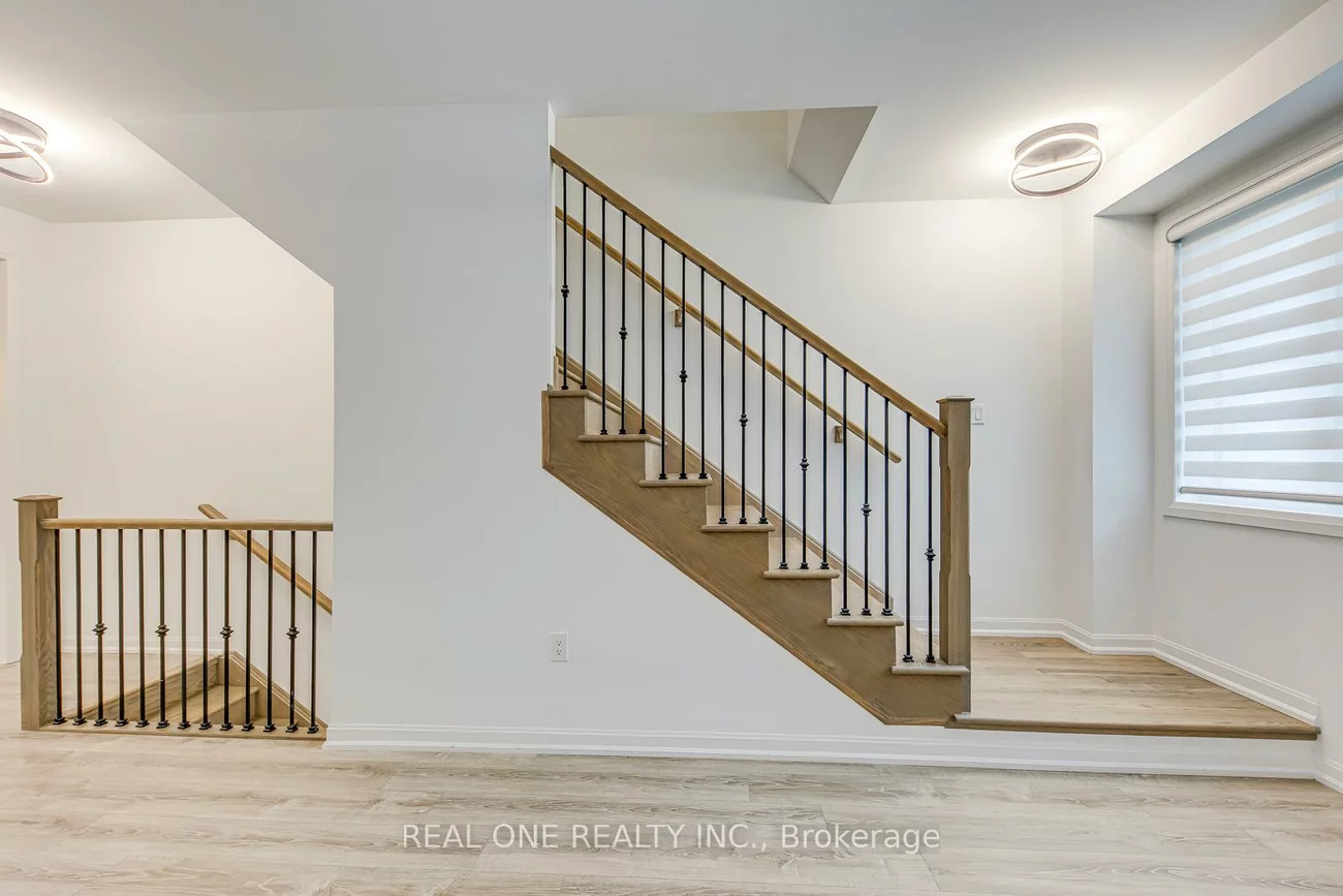 99, Grovewood, 1008 - GO Glenorchy, Oakville