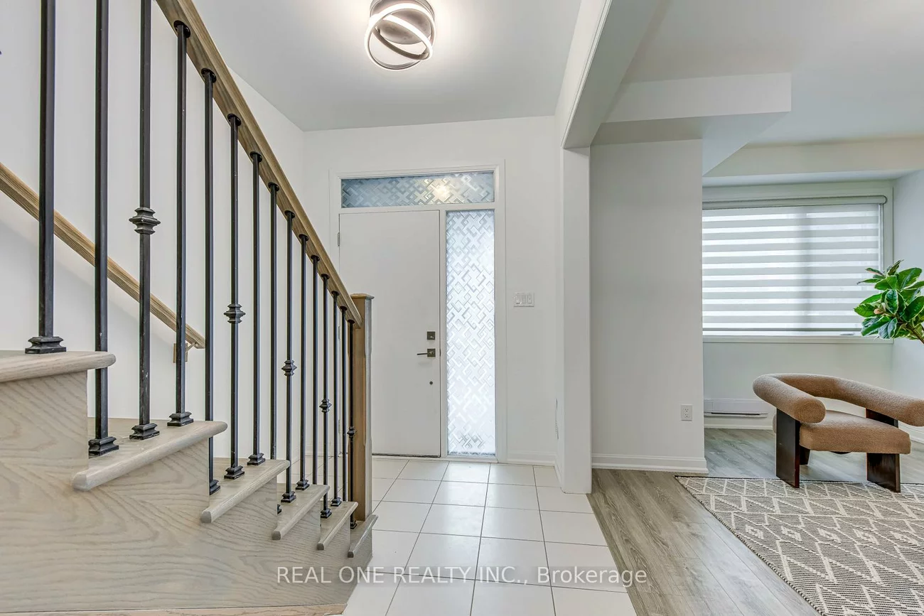 99, Grovewood, 1008 - GO Glenorchy, Oakville