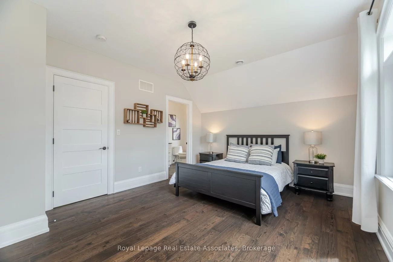 157, Dianne, 1011 - MO Morrison, Oakville