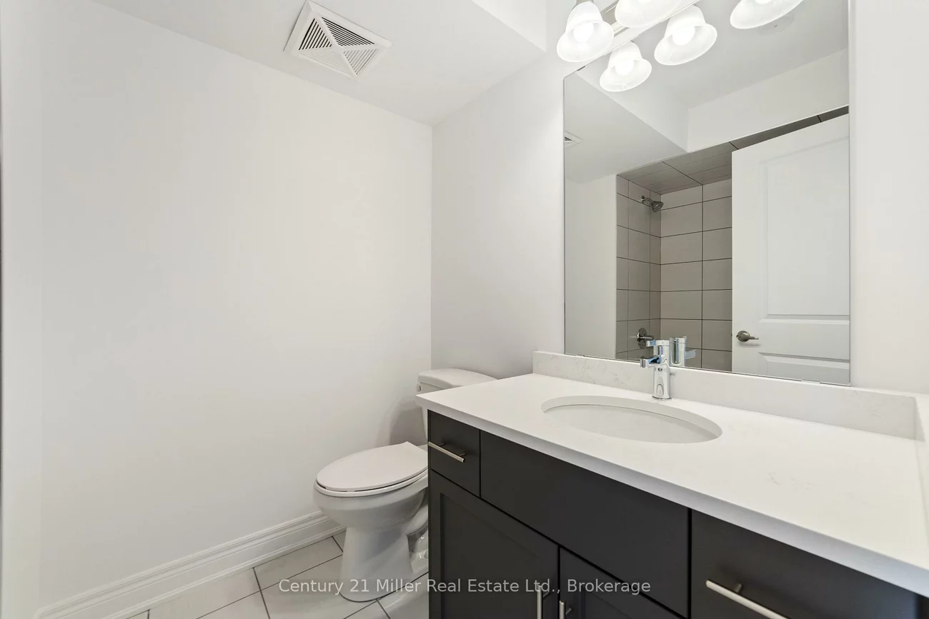 2150, Trafalgar, 1015 - RO River Oaks, Oakville