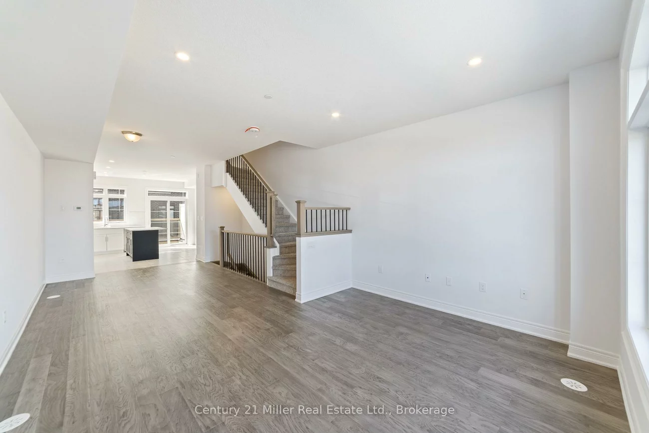 2150, Trafalgar, 1015 - RO River Oaks, Oakville