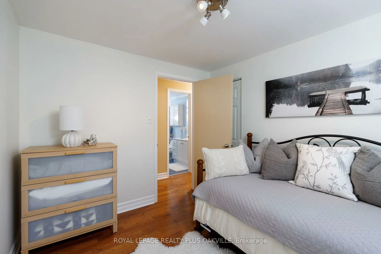 475, Sunset, 1020 - WO West, Oakville