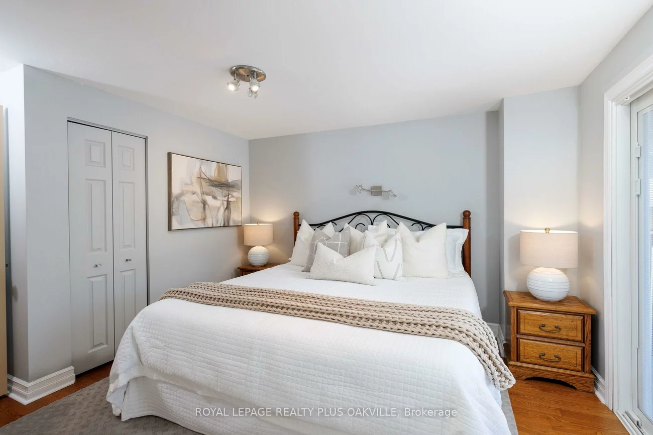 475, Sunset, 1020 - WO West, Oakville