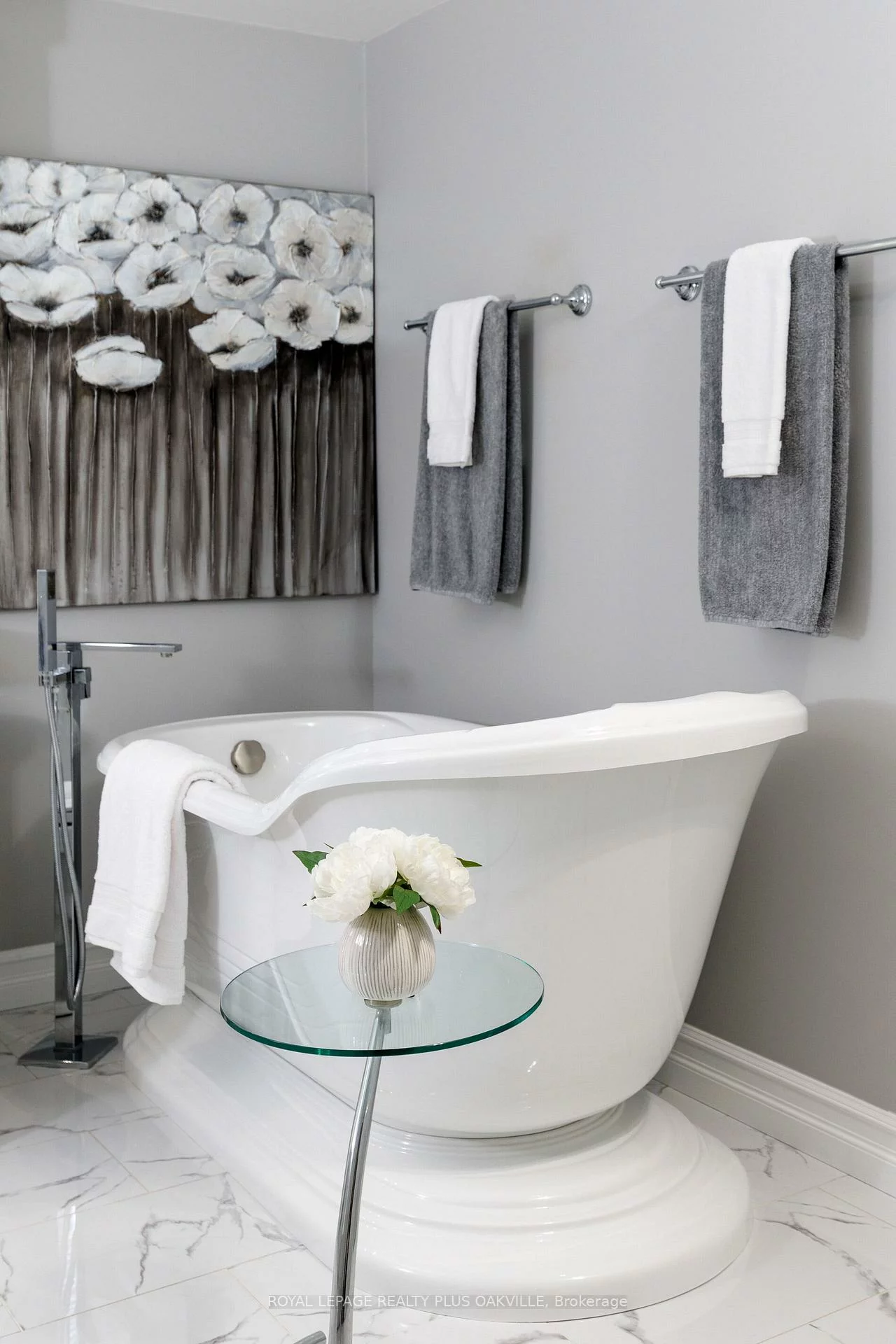 475, Sunset, 1020 - WO West, Oakville