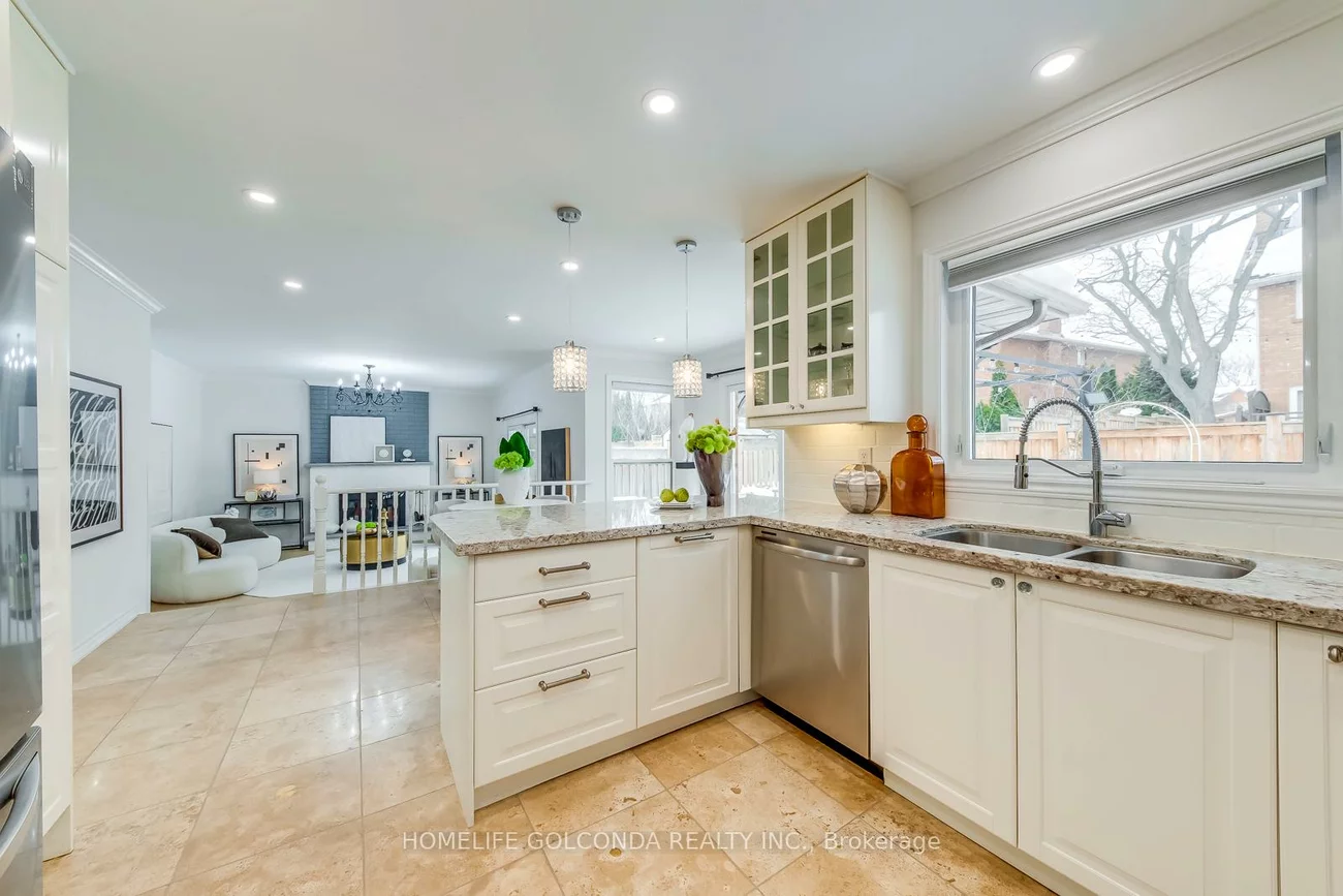 2959, Kingsway, 1004 - CV Clearview, Oakville