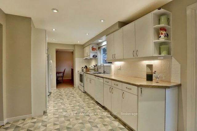 193, chebucto, 1006 - FD Ford, Oakville