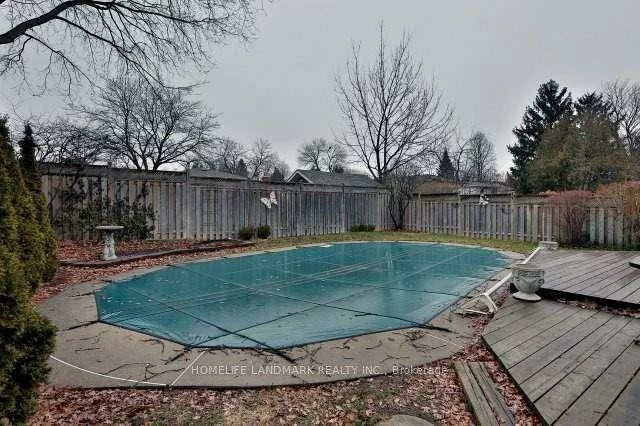 193, chebucto, 1006 - FD Ford, Oakville