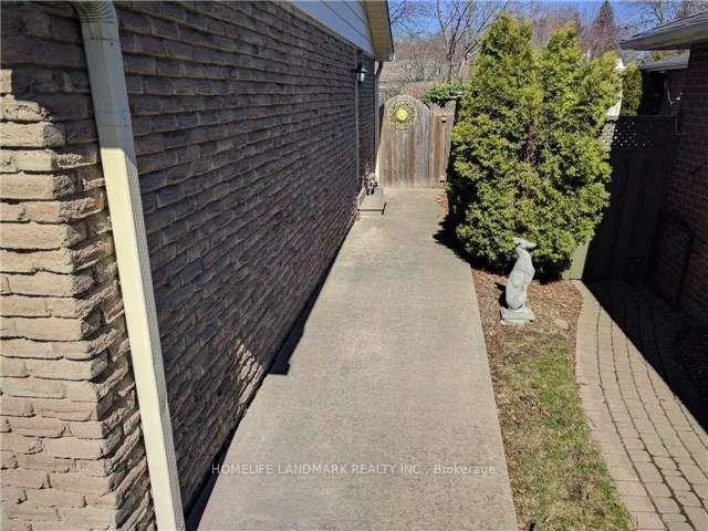 193, chebucto, 1006 - FD Ford, Oakville