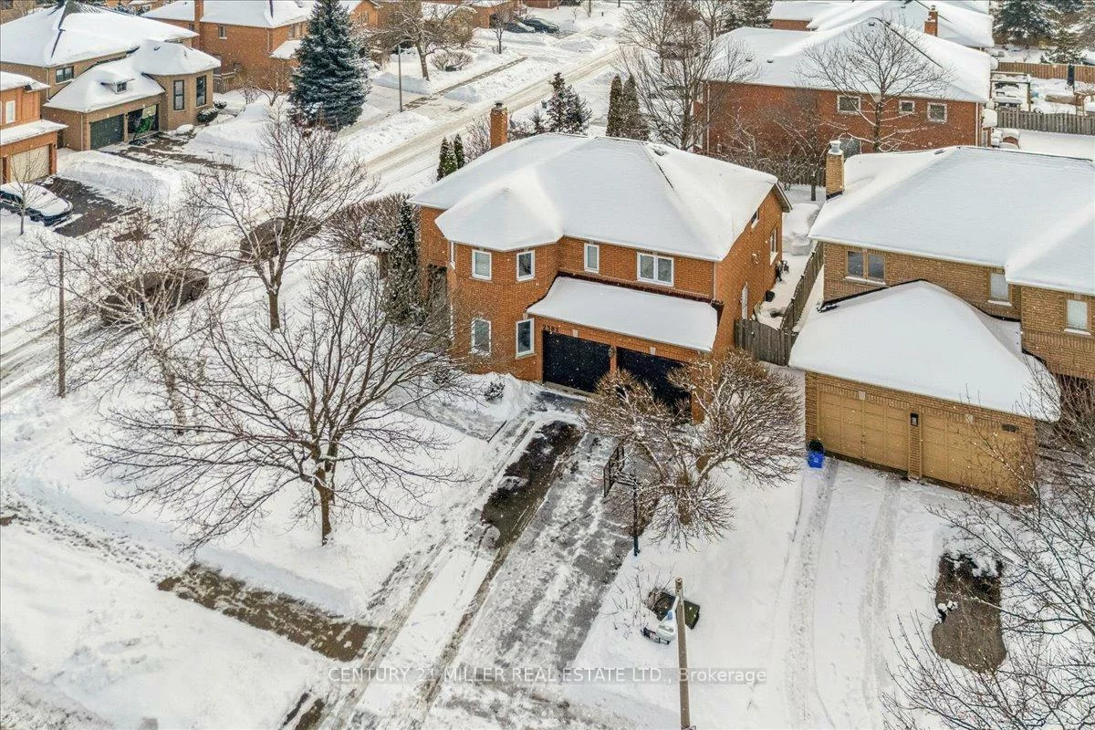 2382, Towne, 1015 - RO River Oaks, Oakville