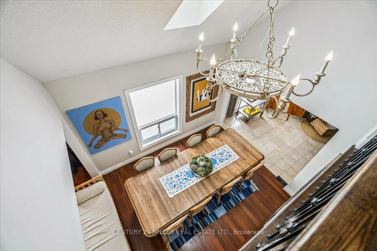 2382, Towne, 1015 - RO River Oaks, Oakville