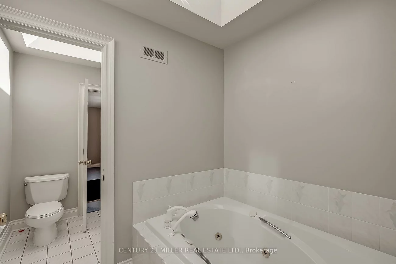 238, Elton Park, 1011 - MO Morrison, Oakville