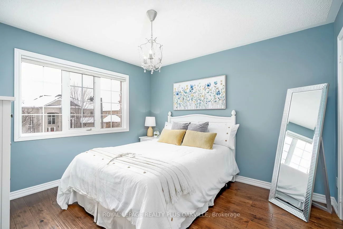 2083, Jaguar, 1019 - WM Westmount, Oakville