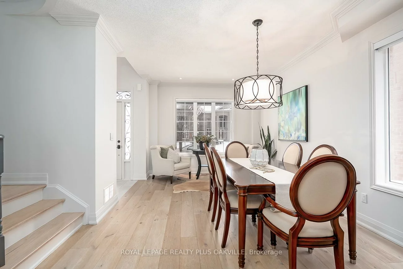 2083, Jaguar, 1019 - WM Westmount, Oakville