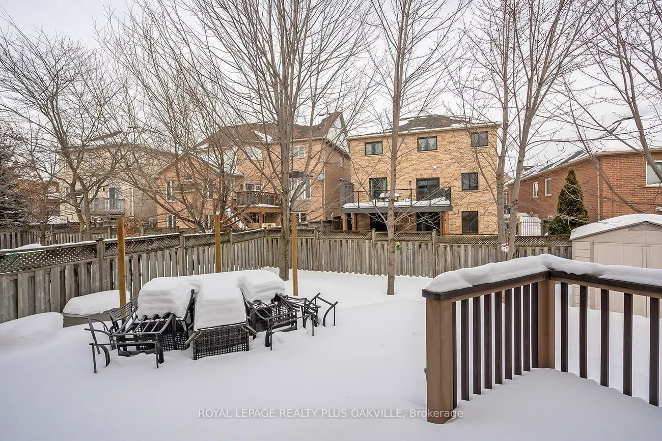 2083, Jaguar, 1019 - WM Westmount, Oakville