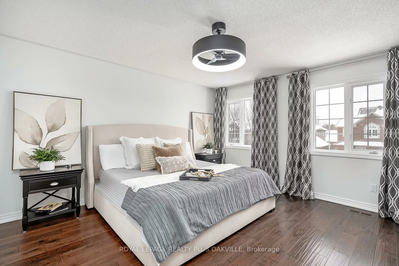 2083, Jaguar, 1019 - WM Westmount, Oakville