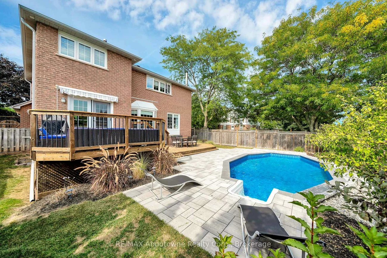 264, Richler, 1015 - RO River Oaks, Oakville
