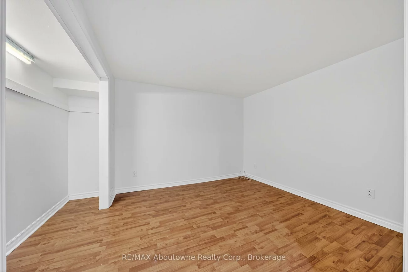 264, Richler, 1015 - RO River Oaks, Oakville