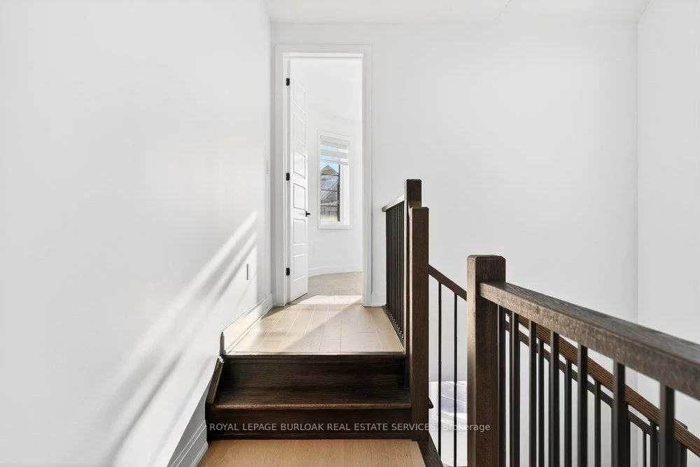 1404, Lynx, 1010 - JM Joshua Meadows, Oakville