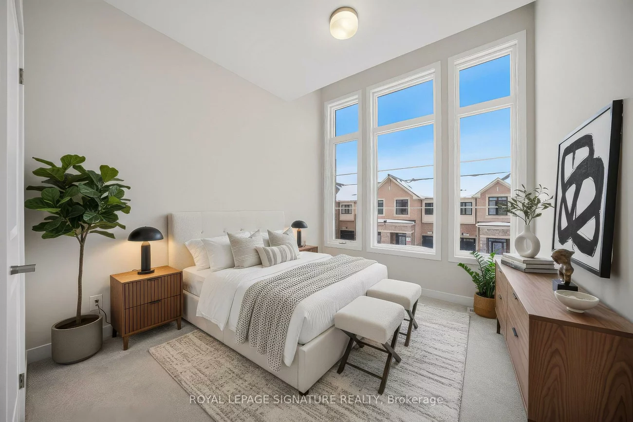 1201, Dartmouth, 1010 - JM Joshua Meadows, Oakville