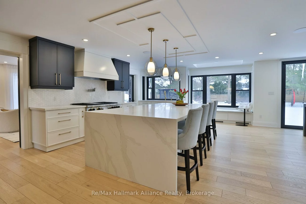 200, Chartwell, 1013 - OO Old Oakville, Oakville