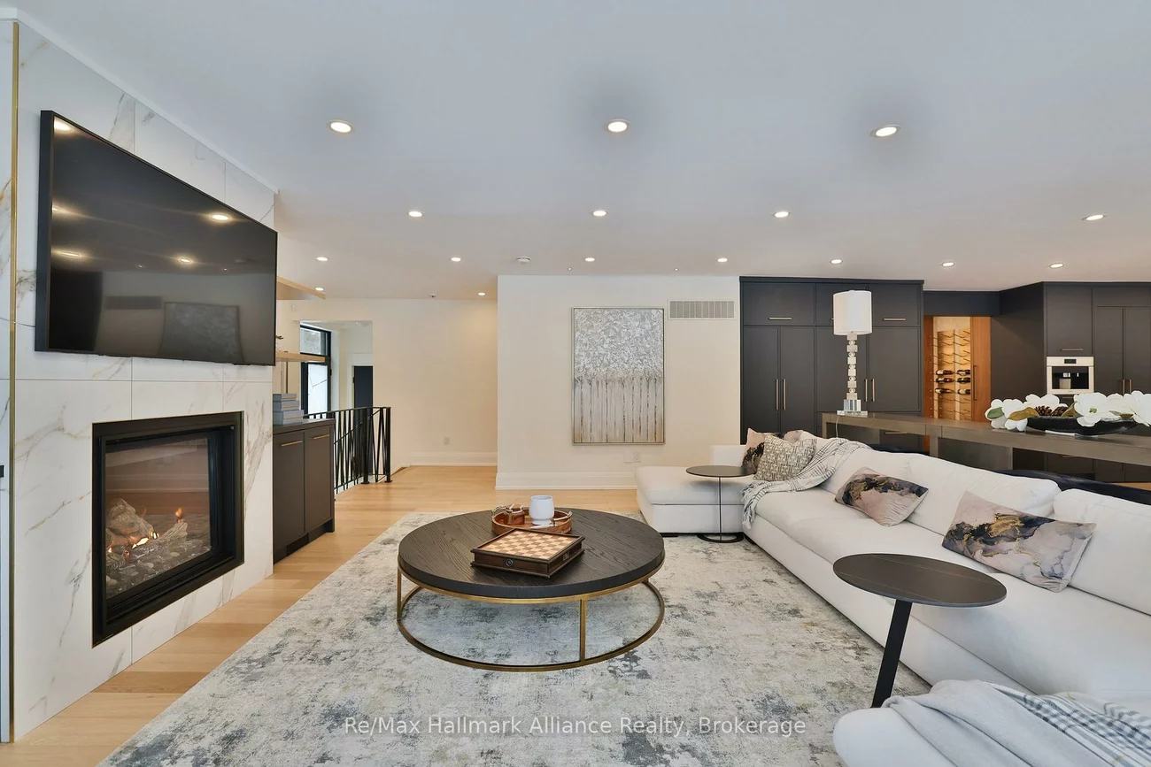 200, Chartwell, 1013 - OO Old Oakville, Oakville