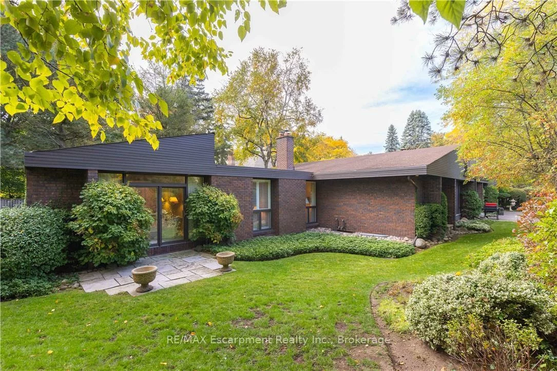 1168, Carey, 1011 - MO Morrison, Oakville