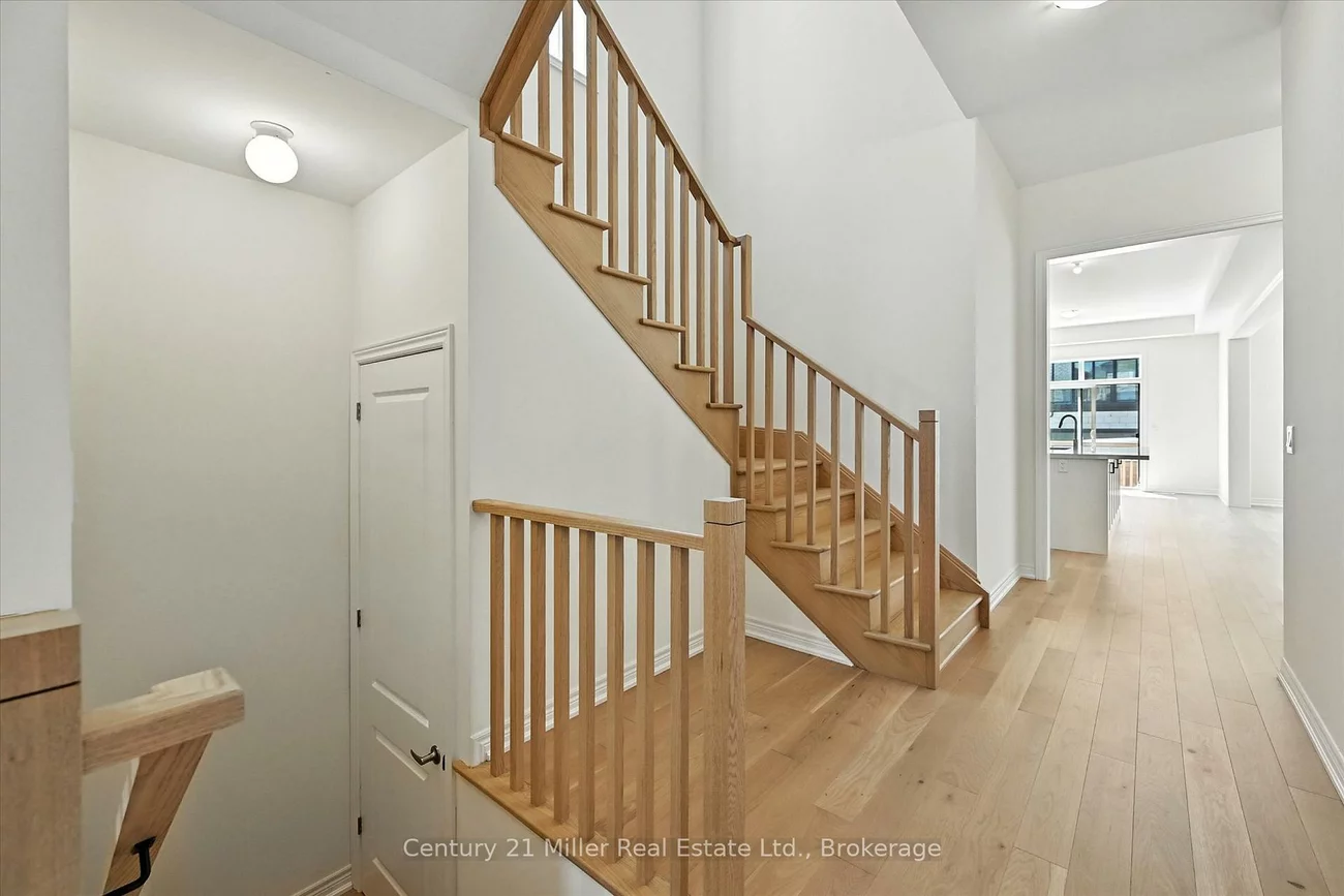 3250, Millicent, 1008 - GO Glenorchy, Oakville