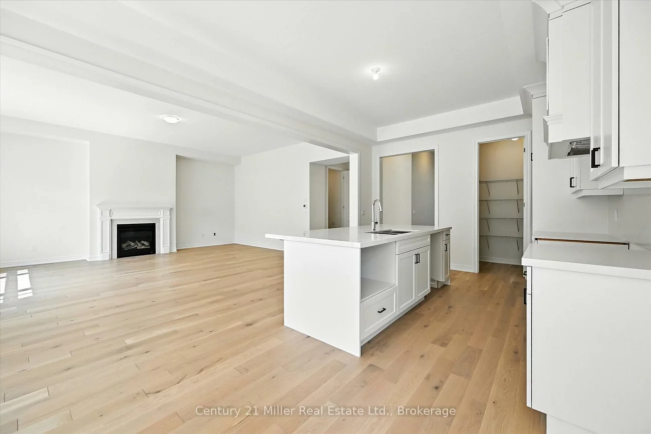 3250, Millicent, 1008 - GO Glenorchy, Oakville