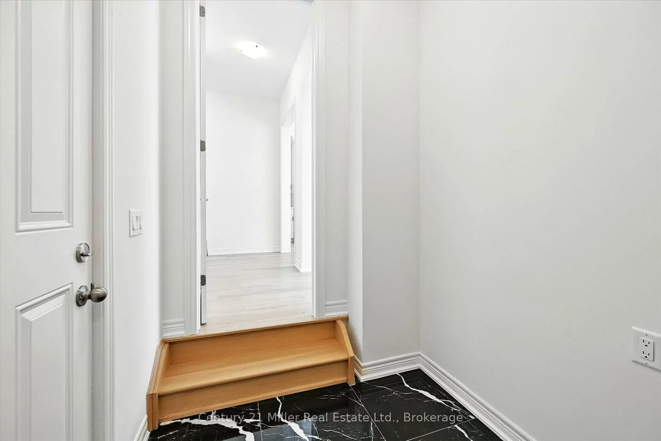 3250, Millicent, 1008 - GO Glenorchy, Oakville