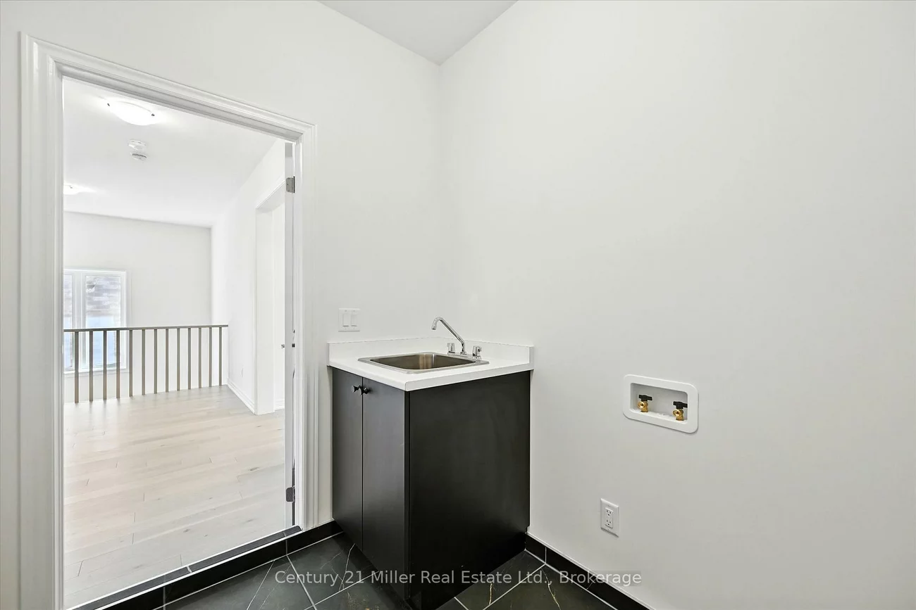 3250, Millicent, 1008 - GO Glenorchy, Oakville