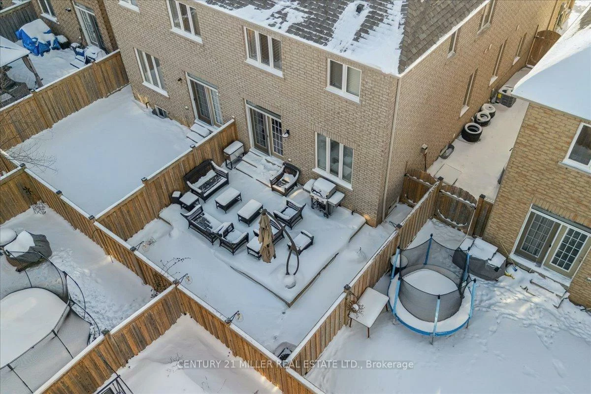 3071, Isaac, 1008 - GO Glenorchy, Oakville