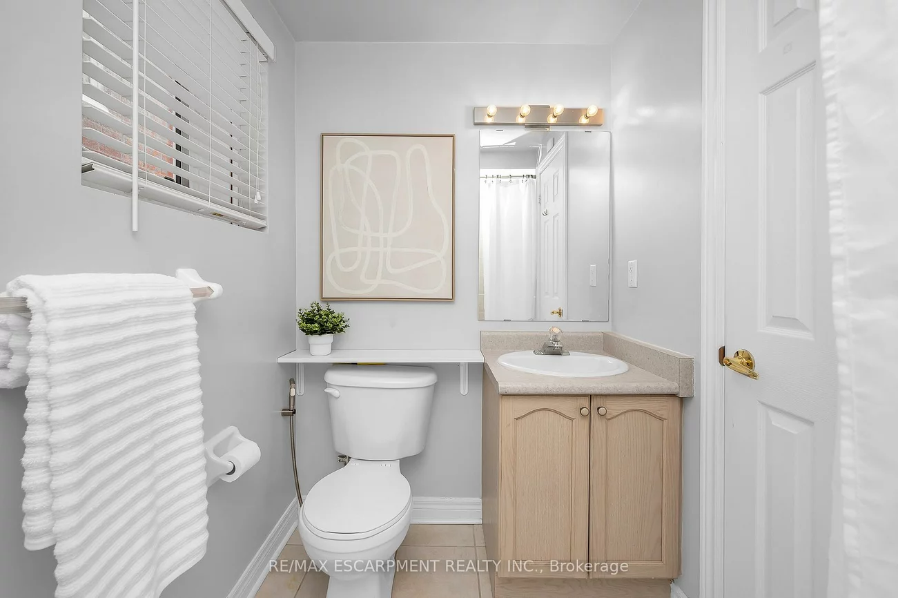 2546, Nichols, 1018 - WC Wedgewood Creek, Oakville