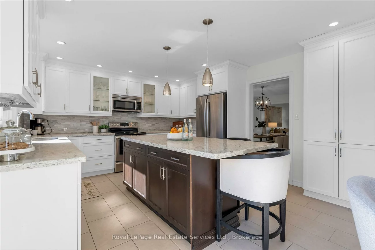 2938, Mulberry, 1004 - CV Clearview, Oakville