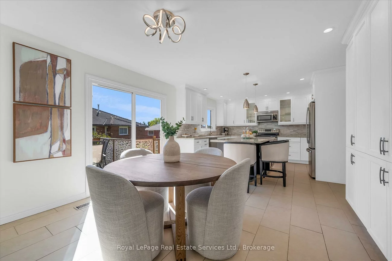 2938, Mulberry, 1004 - CV Clearview, Oakville