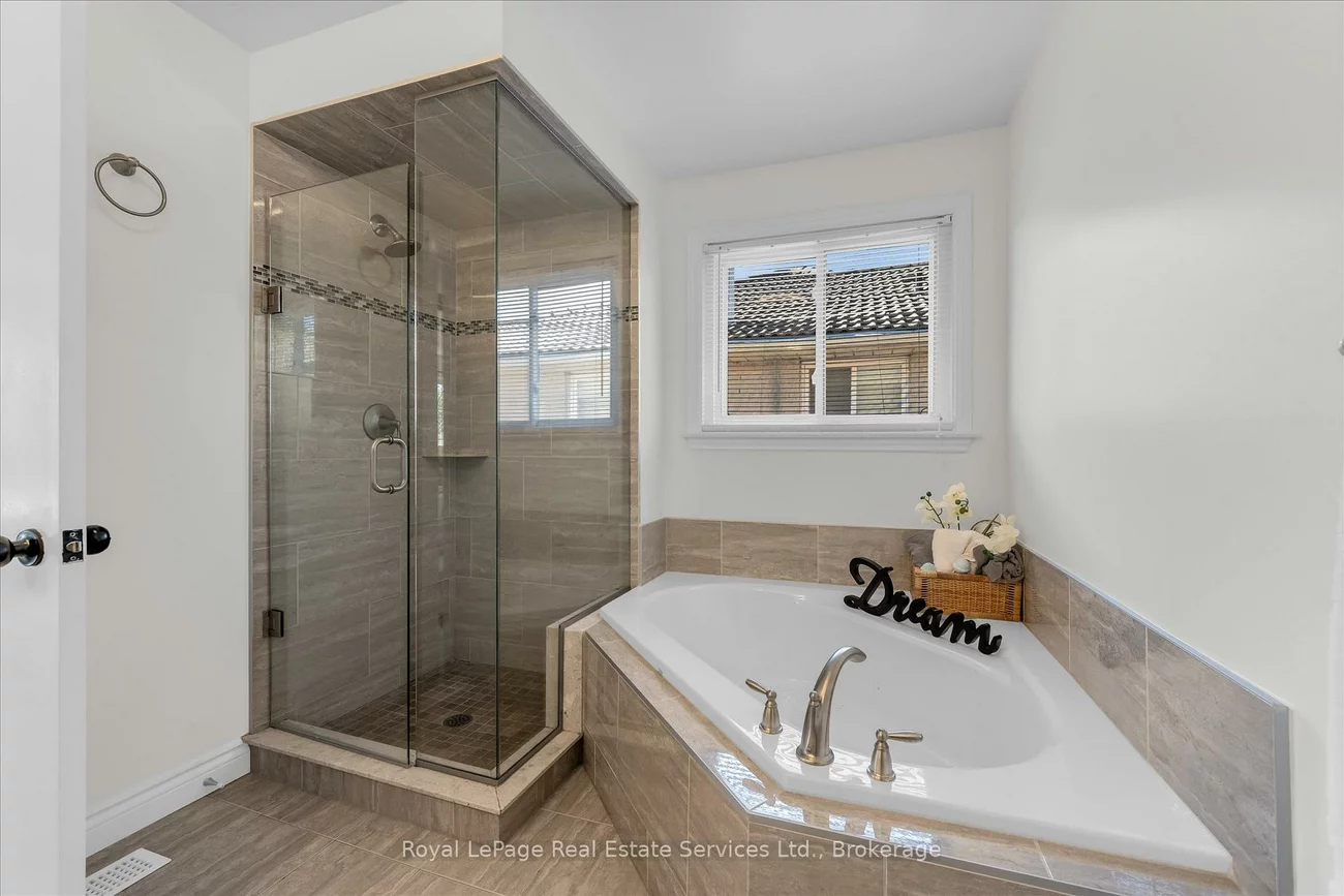 2938, Mulberry, 1004 - CV Clearview, Oakville