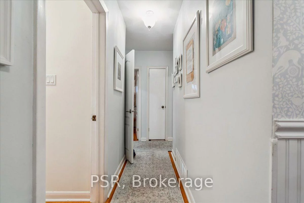 402, Willis, 1020 - WO West, Oakville