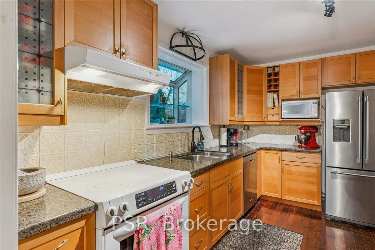 402, Willis, 1020 - WO West, Oakville