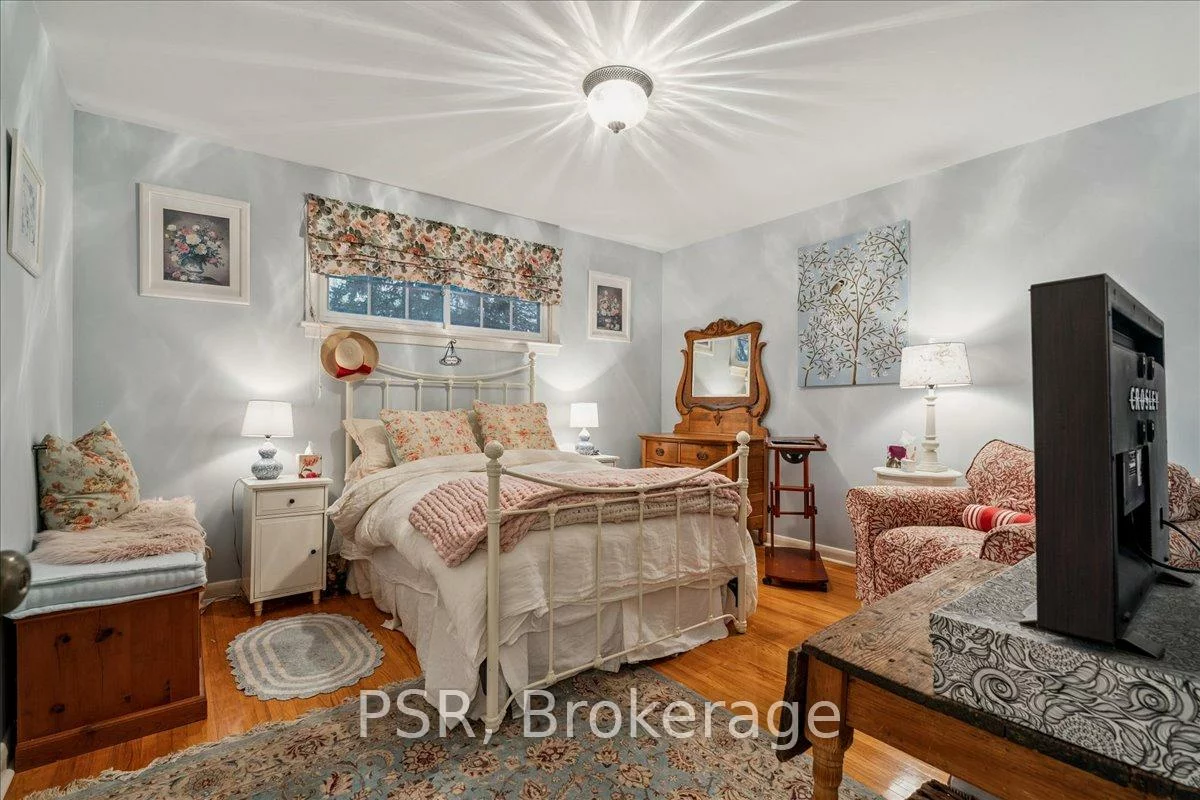 402, Willis, 1020 - WO West, Oakville