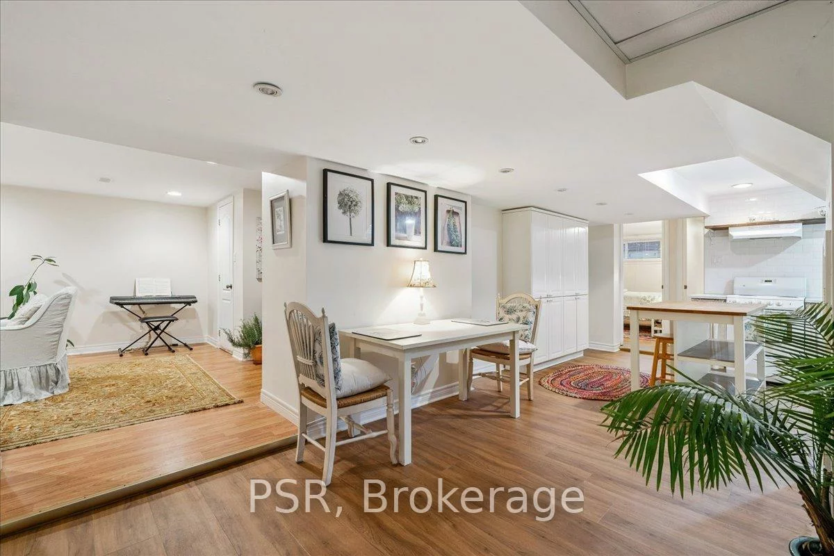 402, Willis, 1020 - WO West, Oakville