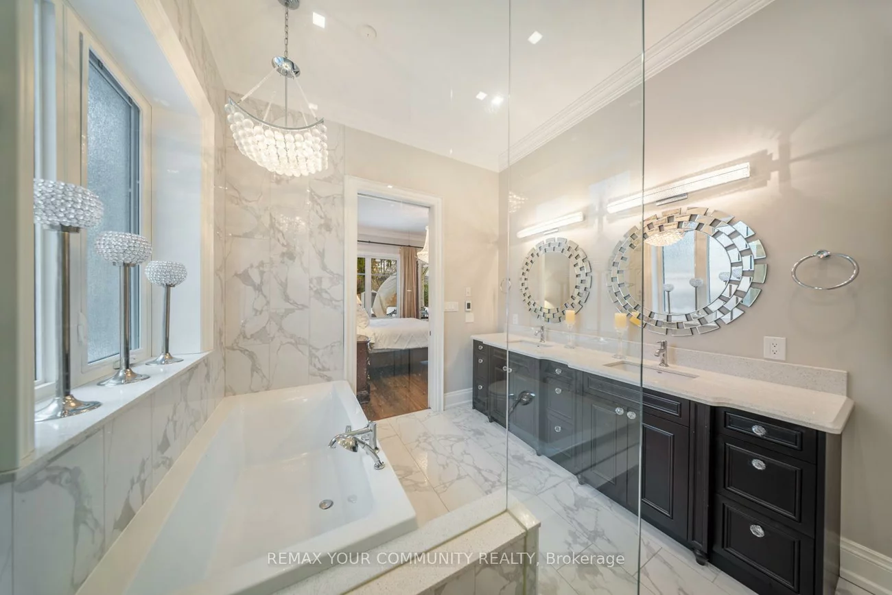 1551, Warland, 1017 - SW Southwest, Oakville