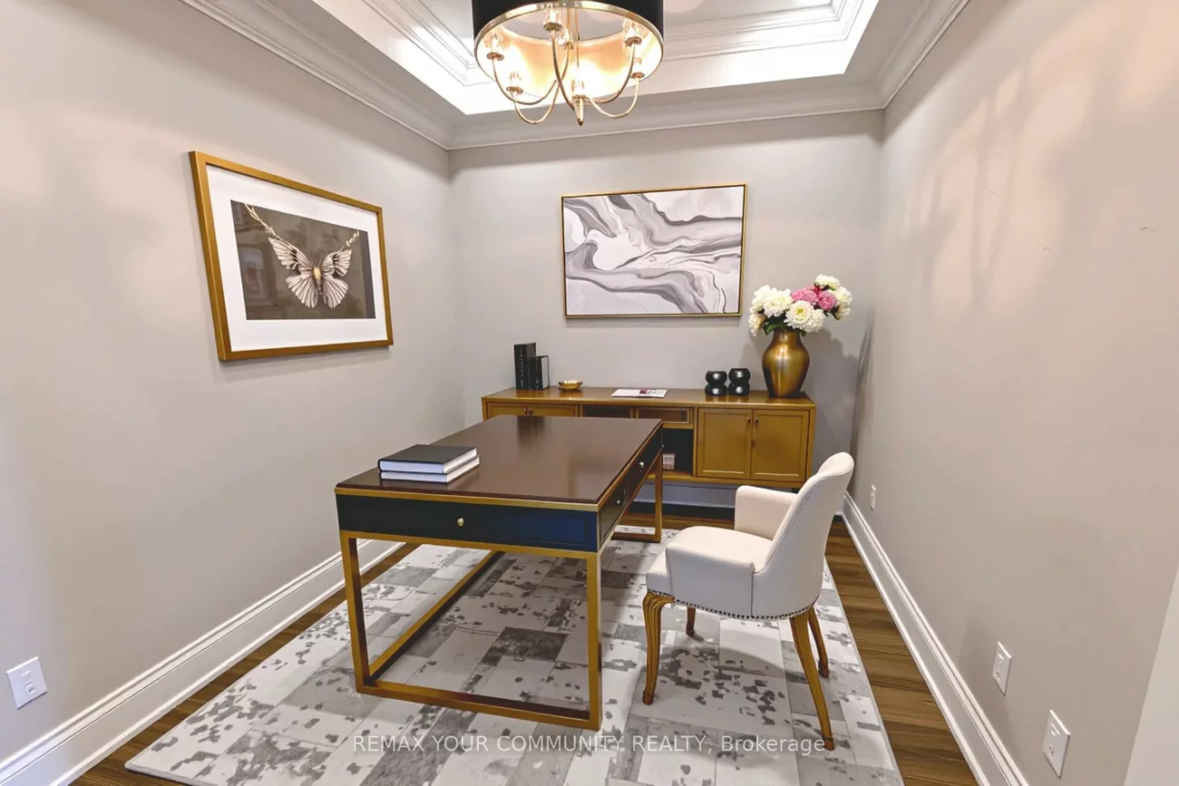 1551, Warland, 1017 - SW Southwest, Oakville